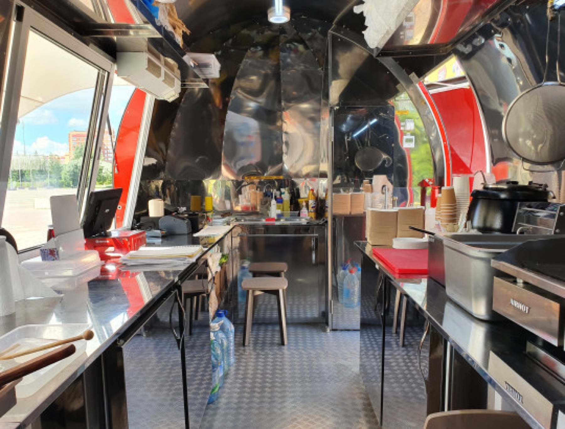 MobiAir 7V archived product photograph 5