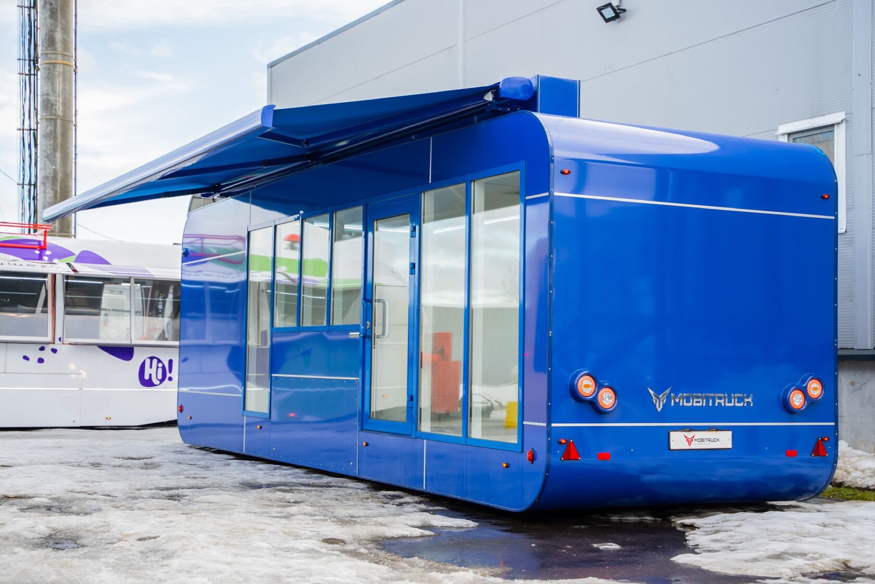 MobiCube 8 Office Pneumatic Awning archived product photograph 2